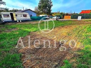 Prodej pozemku pro bydlení, Luštěnice, 380 m2