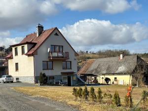 Prodej vícegeneračního domu, Klenová, 4444 m2