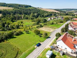 Prodej pozemku pro bydlení, Nemotice, 1812 m2