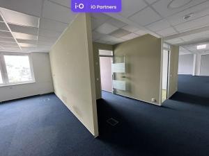 Pronájem kanceláře, Praha - Smíchov, Plzeňská, 360 m2