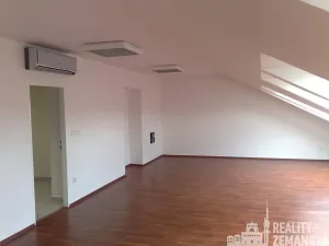 Pronájem kanceláře, Praha - Vinohrady, Lublaňská, 115 m2