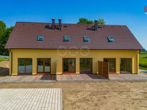 Prodej činžovního domu, Černá v Pošumaví - Bližná, 249 m2