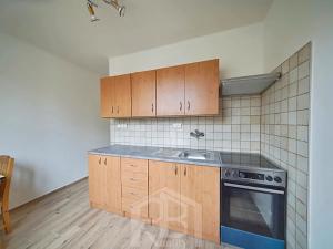Pronájem bytu 2+1, Jindřichův Hradec, sídliště U Nádraží, 50 m2