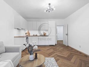 Prodej bytu 4+kk, Praha - Dejvice, Zavadilova, 87 m2