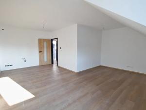 Prodej bytu 2+kk, Domažlice, Tovární, 56 m2