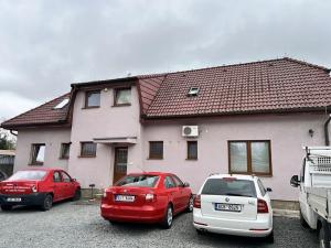 Prodej rodinného domu, Nehvizdy, 214 m2