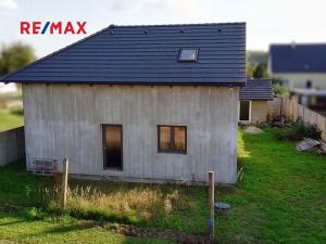 Prodej obchodního prostoru, Tišice, Jarní, 177 m2