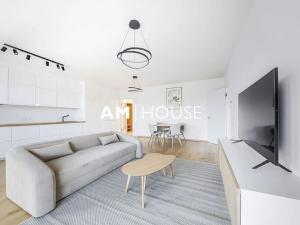 Pronájem bytu 3+kk, Praha - Karlín, Pernerova, 90 m2