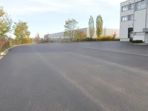 Pronájem komerčního pozemku, Praha, 1000 m2