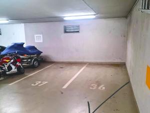 Prodej garážového stání, Praha - Hostivař, Švehlova, 11 m2