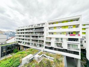 Pronájem - jiné, Praha - Karlín, Křižíkova, 7 m2