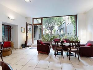 Prodej obchodního prostoru, Chrudim, Resselovo náměstí, 121 m2