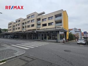 Pronájem obchodního prostoru, Kolín, Pražská, 204 m2