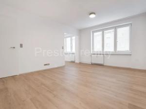 Pronájem bytu 2+kk, Praha - Vršovice, Arménská, 51 m2