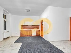 Prodej bytu 3+kk, Malonty, 61 m2