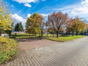 Prodej pozemku pro bydlení, Praha - Kbely, Hrušovická, 985 m2