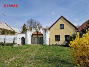 Prodej rodinného domu, Obříství, Svatopluka Čecha, 300 m2