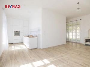 Prodej bytu 4+kk, Vráž, Nad Loděnicí, 104 m2