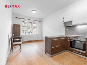 Prodej bytu 2+kk, Praha - Vysočany, Špitálská, 57 m2