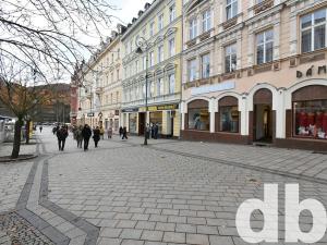 Pronájem obchodního prostoru, Karlovy Vary, T. G. Masaryka, 71 m2