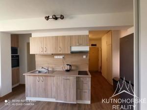 Pronájem bytu 2+kk, Kutná Hora, Ortenova, 36 m2