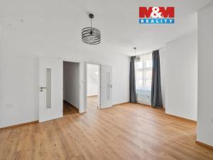 Pronájem bytu 2+kk, Hradec Králové, Klumparova, 38 m2