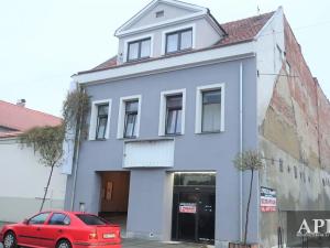 Prodej komerční nemovitosti, Uherský Brod, Moravská, 954 m2