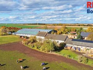 Prodej výrobních prostor, Břežany II, 3294 m2