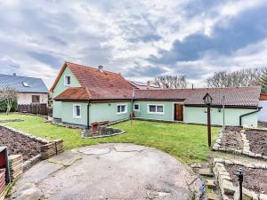 Prodej rodinného domu, Polerady, 130 m2