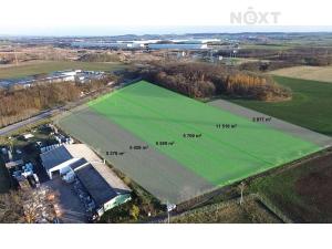 Prodej komerčního pozemku, Veltrusy, 22806 m2