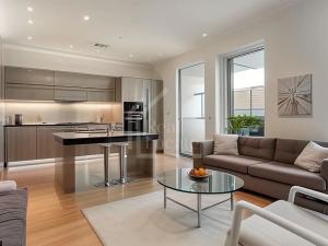 Prodej bytu 2+kk, Praha - Vršovice, Košická, 52 m2