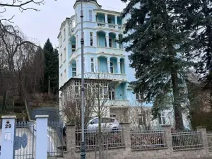 Prodej bytu 4+1, Karlovy Vary, Krále Jiřího, 120 m2