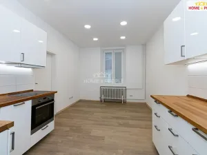 Pronájem bytu 2+kk, Praha - Libeň, Novovysočanská, 37 m2