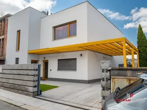 Pronájem bytu 1+kk, Hradec Králové - Pražské Předměstí, Želivského, 39 m2