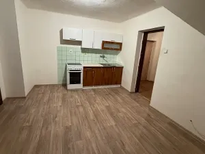 Pronájem bytu 1+1, Přerov, Mervartova, 40 m2