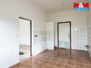 Prodej bytu 2+1, Újezd pod Troskami, 65 m2