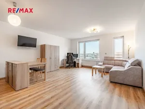 Prodej bytu 2+kk, České Budějovice, České Vrbné, 77 m2