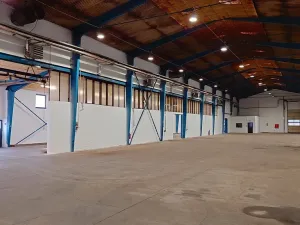 Pronájem skladu, Lišov, Hůrecká, 1543 m2