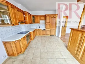 Pronájem bytu 5+1, Plzeň, Na Okraji, 150 m2