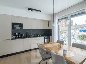 Pronájem bytu 2+kk, Praha - Záběhlice, Klapálkova, 58 m2