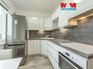 Pronájem bytu 2+1, Kralupy nad Vltavou - Lobeček, Předmostí, 54 m2