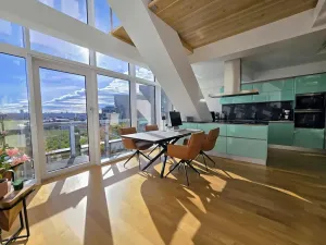 Pronájem atypického bytu, Praha - Smíchov, Kobrova, 182 m2