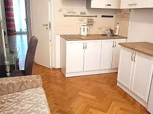 Pronájem bytu 2+kk, Praha - Žižkov, Orebitská, 45 m2