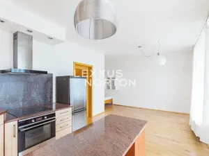 Pronájem bytu 1+kk, Praha - Stodůlky, Svitákova, 34 m2