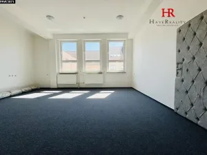 Pronájem kanceláře, Benešov, Tyršova, 51 m2