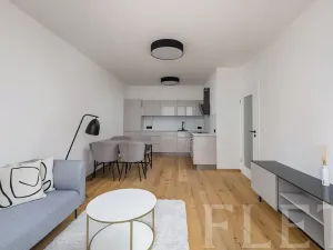 Pronájem bytu 2+kk, Praha - Radlice, Na Farkáně I, 52 m2