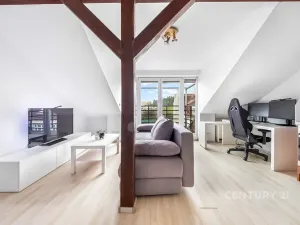 Pronájem bytu 2+kk, Praha - Libeň, Davídkova, 38 m2