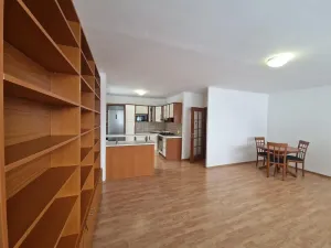 Pronájem bytu 3+kk, Praha, Holečkova, 74 m2