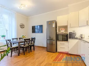 Prodej bytu 3+1, Slaný, Ouvalova, 94 m2