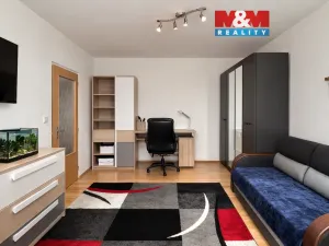 Prodej bytu 1+1, Karlovy Vary - Stará Role, Školní, 35 m2